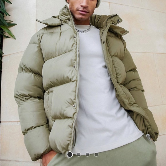 ASOS designed puffer jacket with hood in khaki - Picture 4 of 4